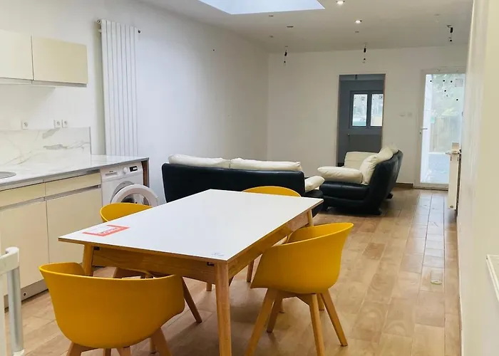 New House 4 Bedrooms 8 People Free Parking Hébergement de vacances Valenciennes